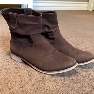 Women’s Booties